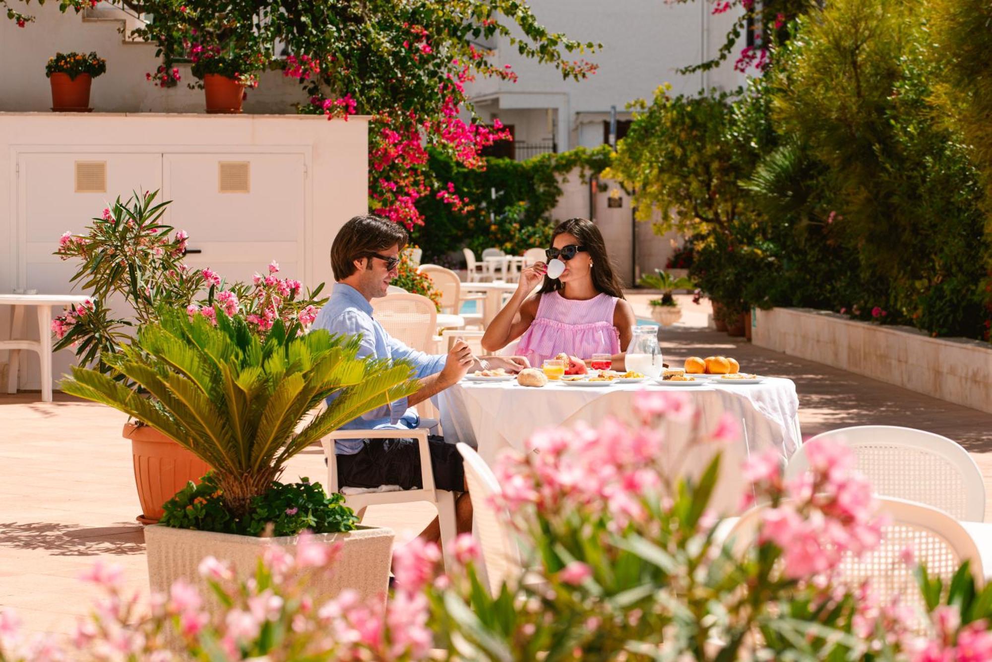 Hotel Degli Aranci Vieste Exteriér fotografie
